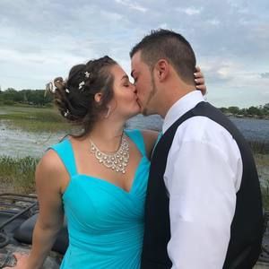 Meet your Posher, Chloe